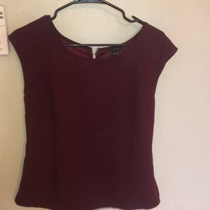 Cap sleeve Ann Taylor maroon peplum dress shirt!